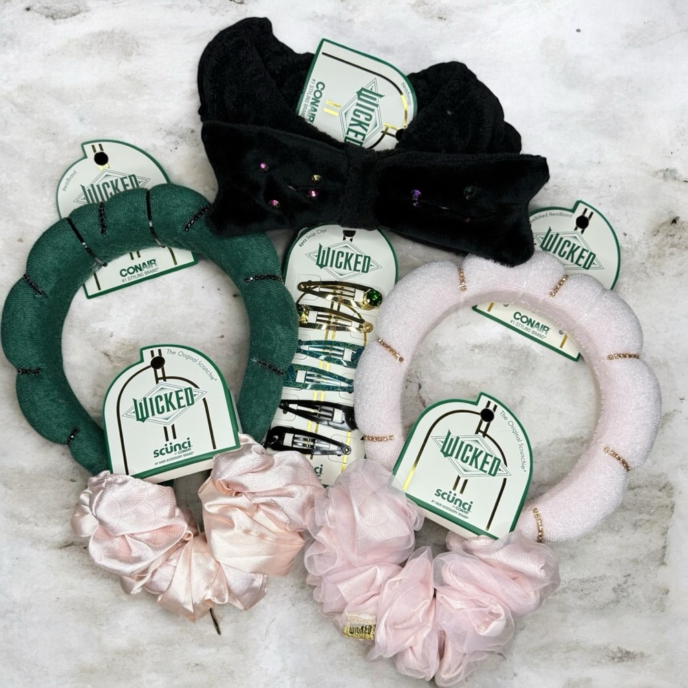 Hair Accessories Set Scrunchies Headbands Hair Head Wraps Barrettes Clips NWT
